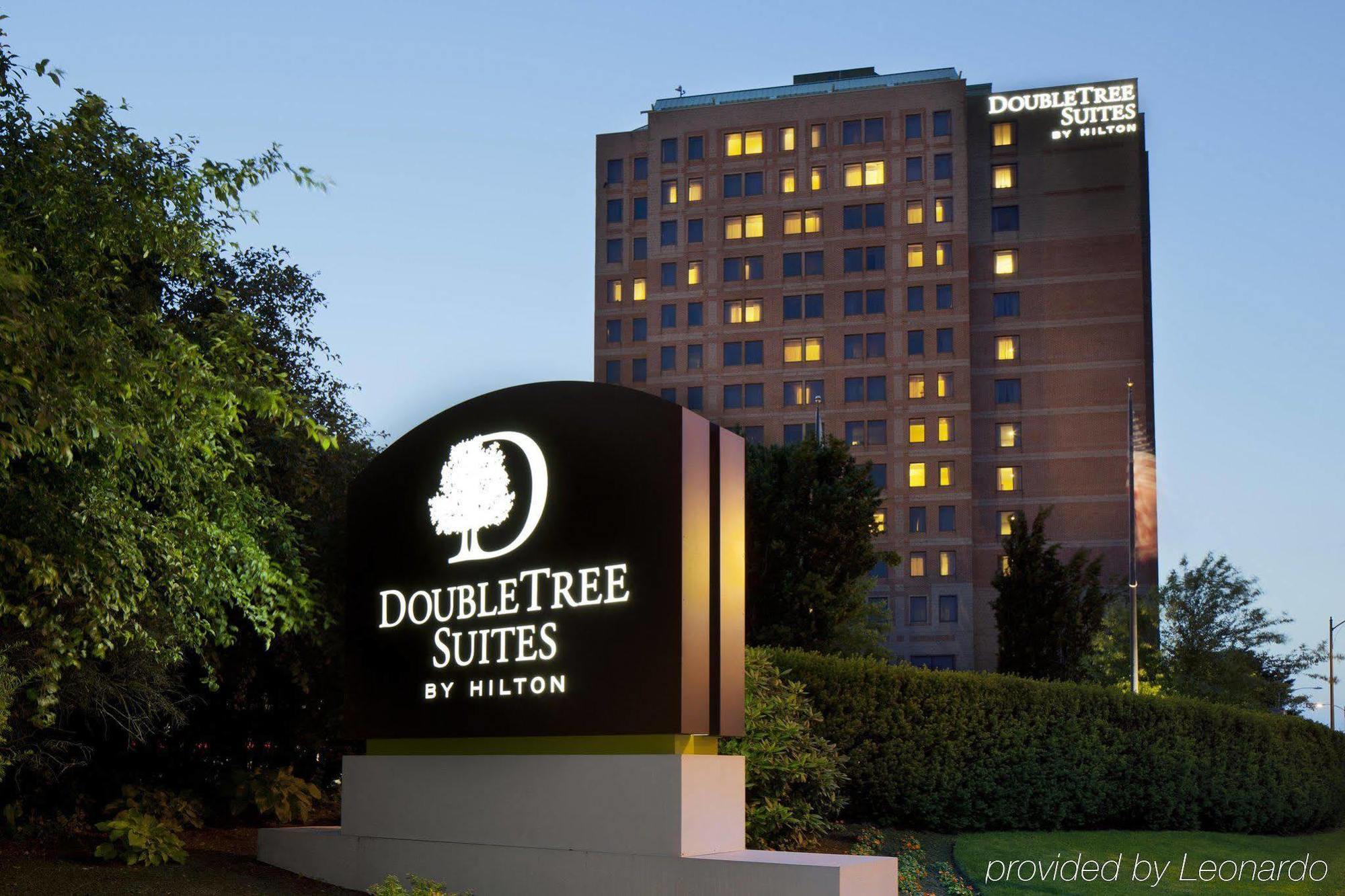 Doubletree Suites By Hilton Hotel Boston - Cambridge Exterior photo